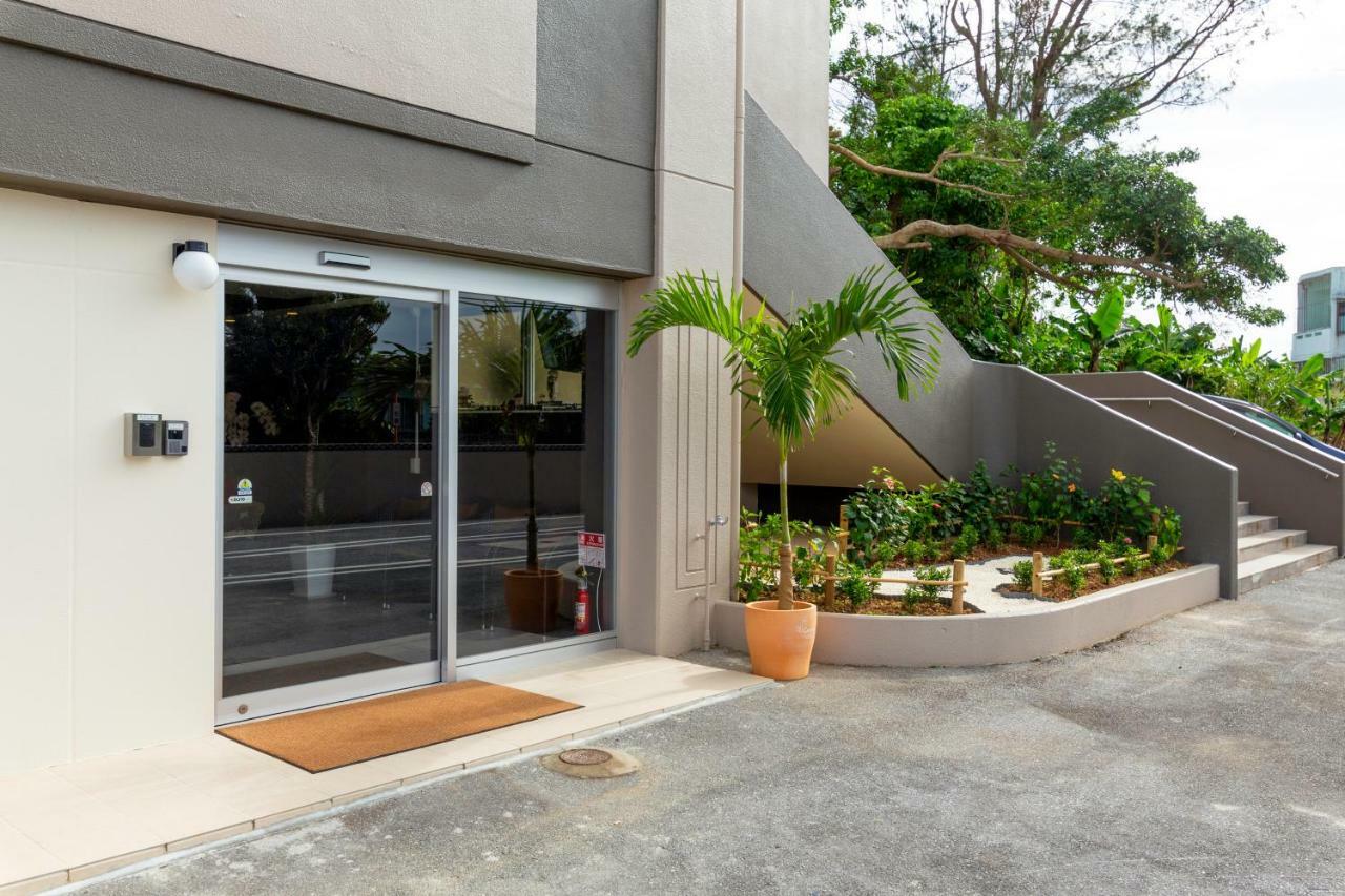 Crown Hotel Okinawa Annex Bagian luar foto