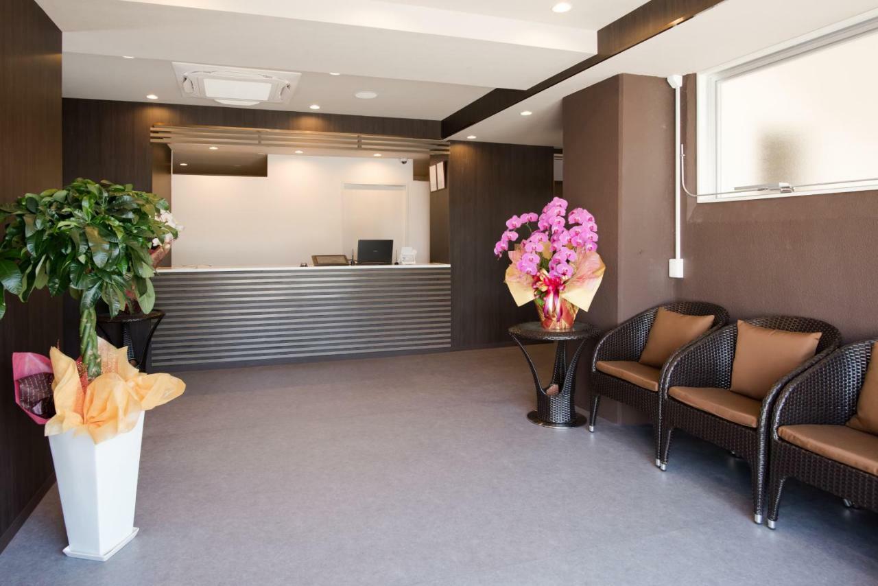 Crown Hotel Okinawa Annex Bagian luar foto