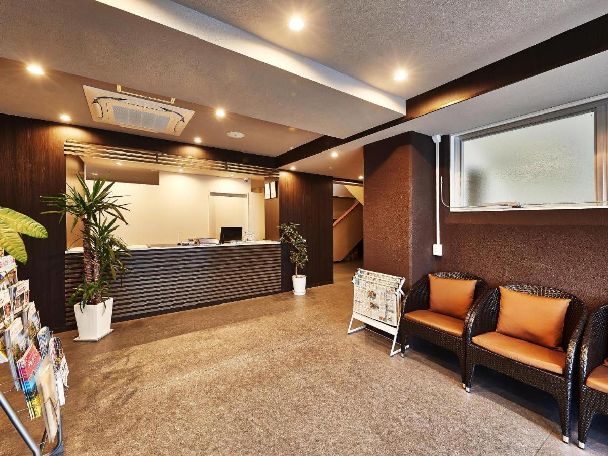 Crown Hotel Okinawa Annex Bagian luar foto