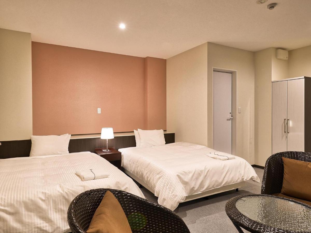 Crown Hotel Okinawa Annex Bagian luar foto